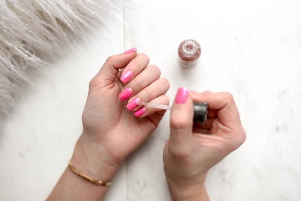 What To Look for When Buying a Nail Kit